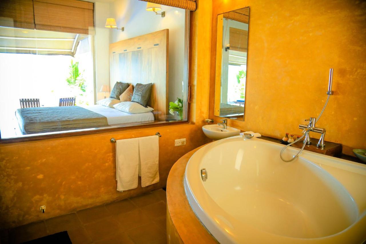The Cove Hotel Negombo Eksteriør billede